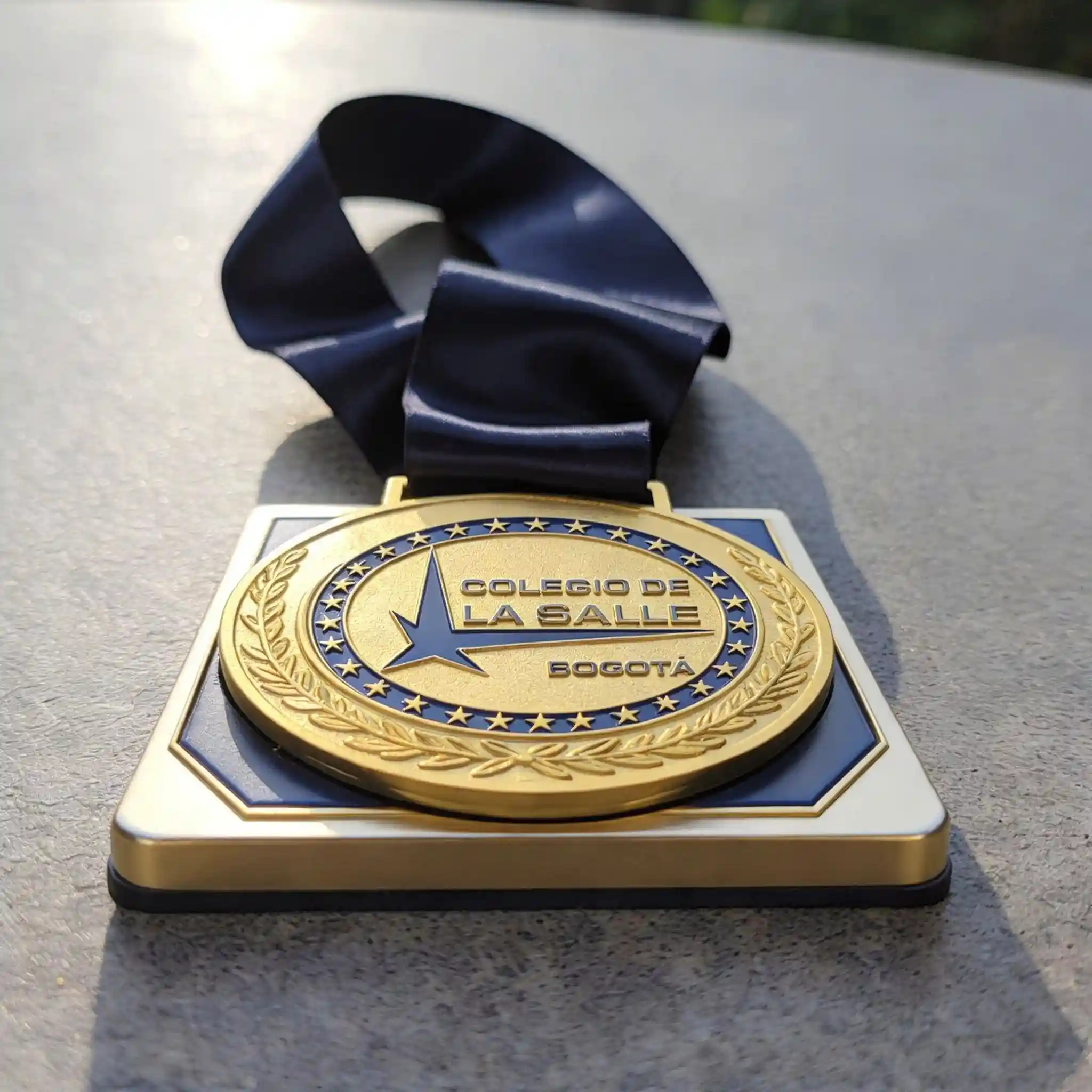 medallas para colegios